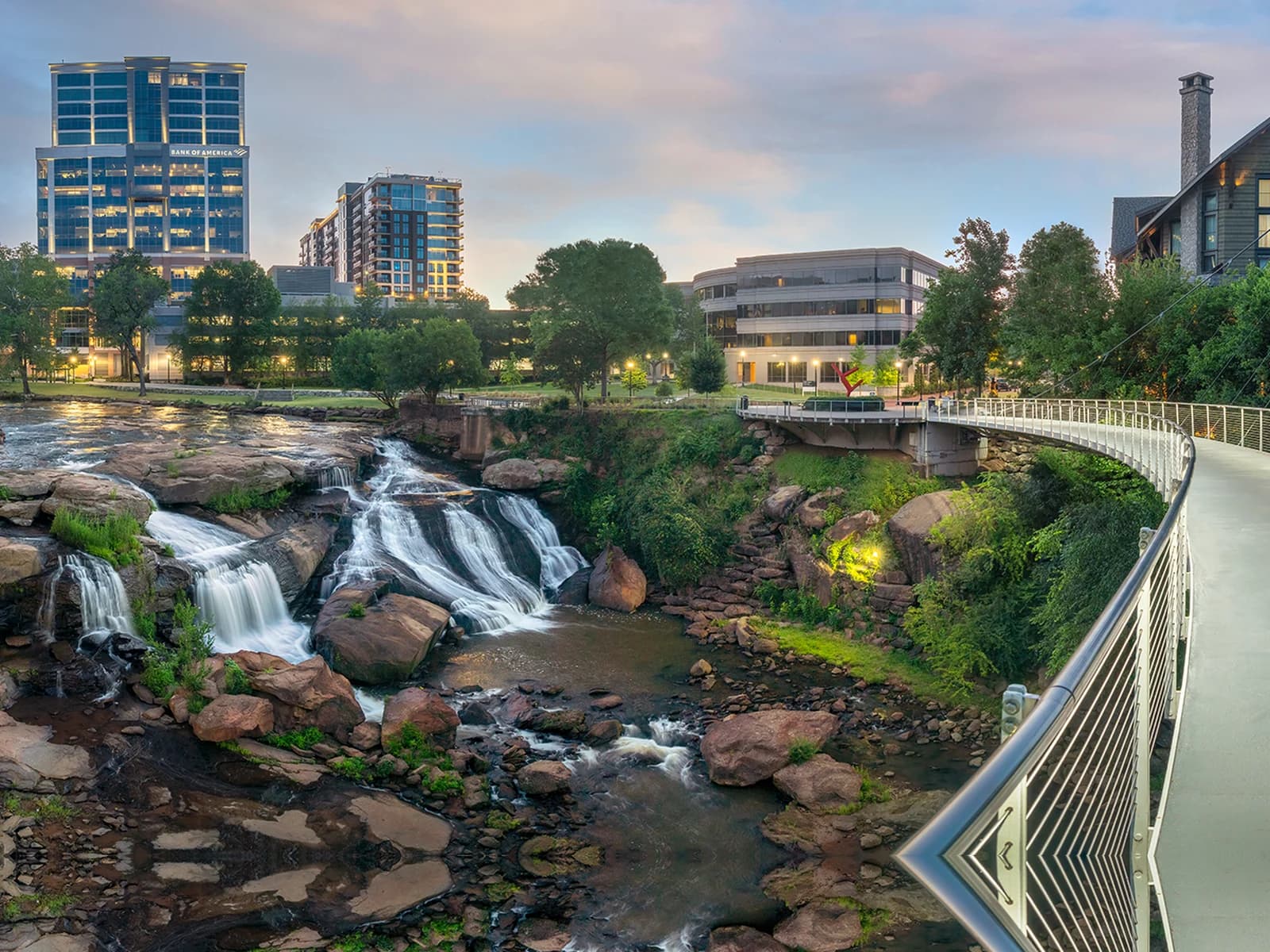 Falls Park y el centro de Greenville